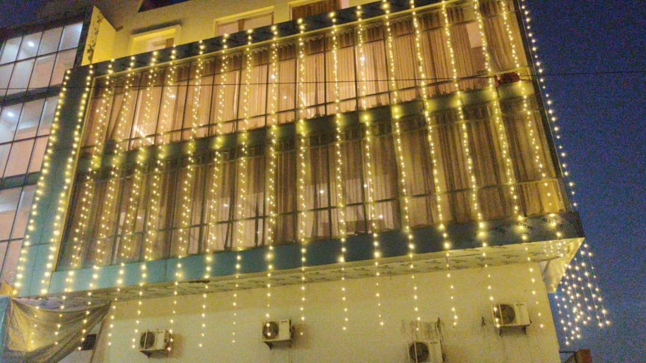 Hotel Poseidon Inn Lucknow Ngoại thất bức ảnh